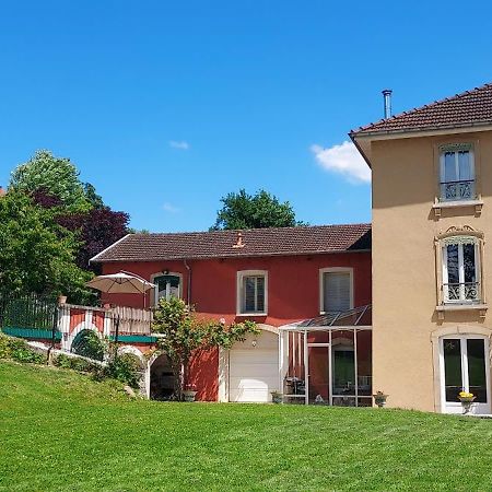 Maison Letrat La Tour-du-Pin Exterior foto